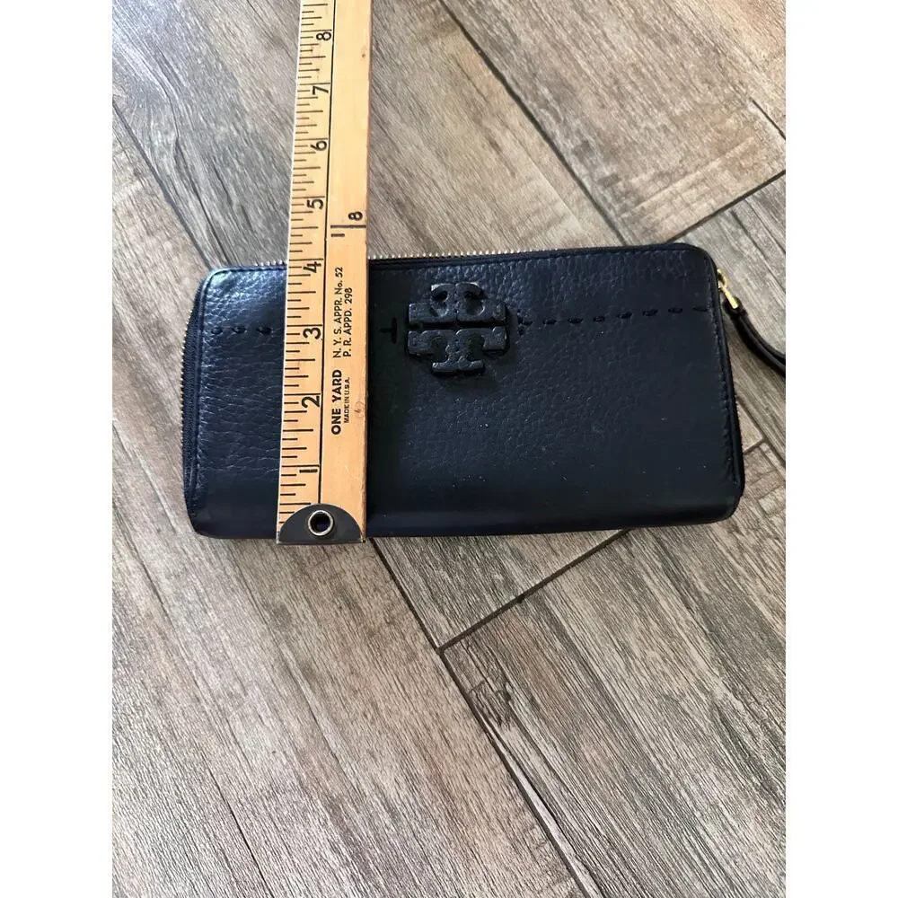Tory Burch Women's Black Leather McGraw Zip Continental Wallet